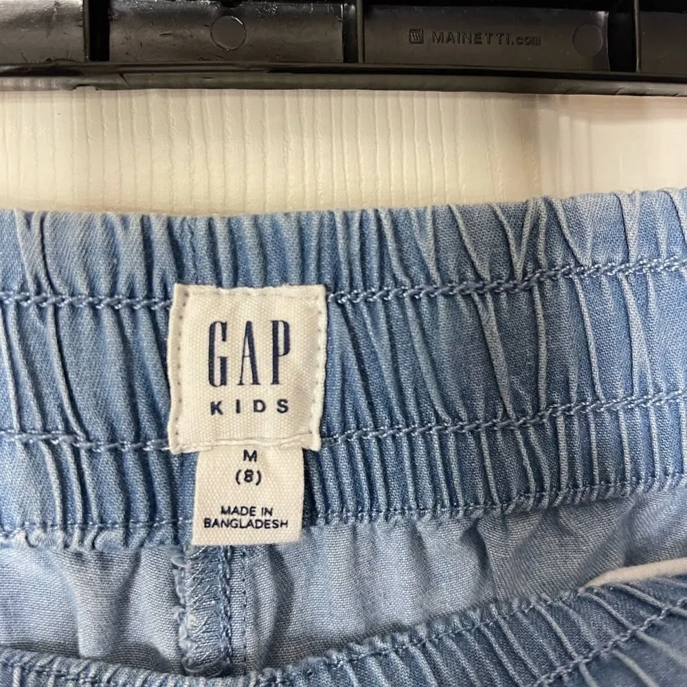 2 pairs of Gap joggers blue and khaki parachute pants size 8